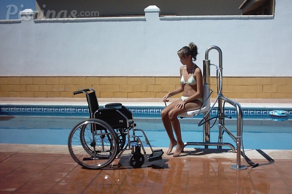 Los elevadores de piscinas, un canal hacia la integración de la discapacidad