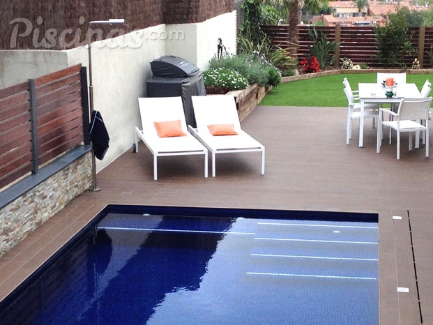 Proyecto realizado de construcción de piscina con diseño de jardín / exteriores de piscina