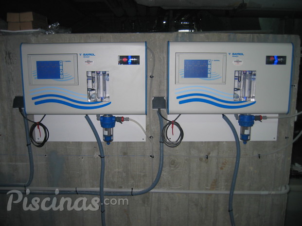 Sistema de dosificación automática de cloro y pH