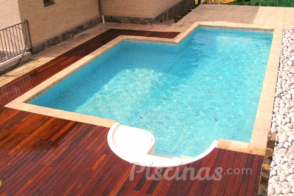 Memorándum ella es Víspera Bordes de piscina indeformables de madera sintética - Piscinas.com