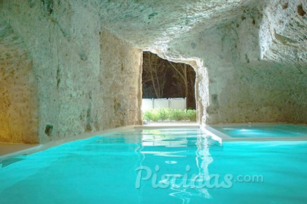 Cave swimming pools: las piscinas ocultas más impresionantes