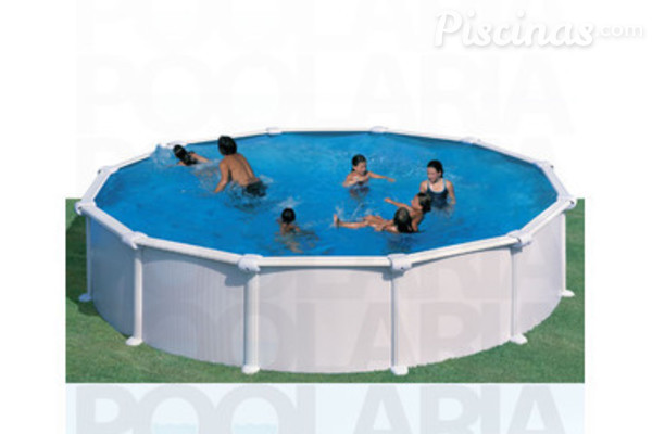 Piscinas prefabricadas versus piscinas desmontables