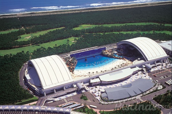 Batiendo récords: la piscina más grande del mundo