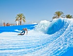 Las mejores olas se cogen en la piscina