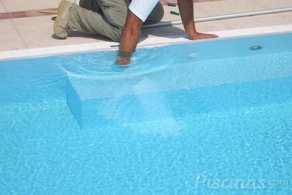Cómo descubrir y solucionar las pérdidas de agua en la piscina