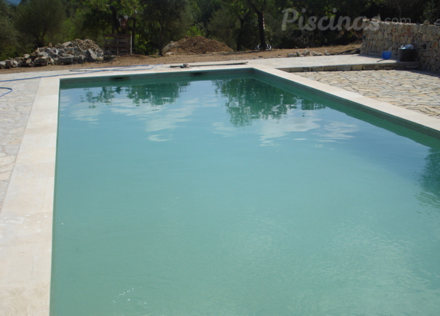 Piscina gunitada