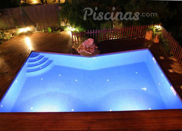 Iluminación de piscinas