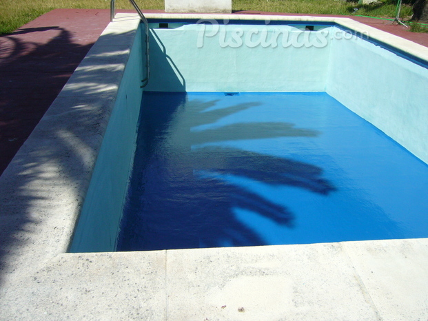 Piscina bicolor