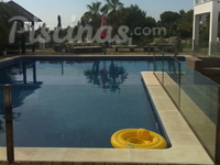 Piscina en Ibiza. Obra completa