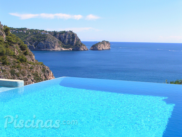 Mantenimiento piscinas Javea