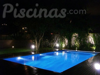 Iluminación de piscina