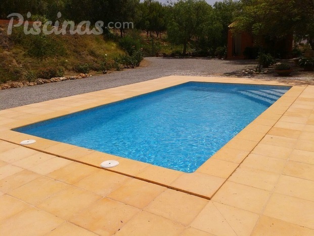 ¿Que os parece? Aquí os dejamos una de nuestras piscinas terminada. :)