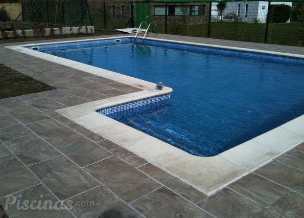 Piscina rectangular 