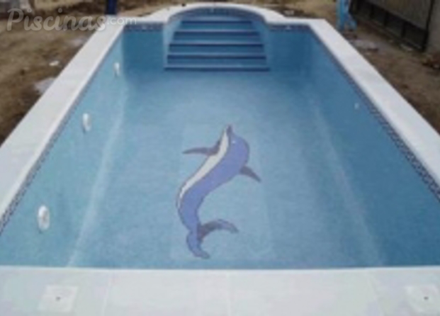 Piscina con dibujo