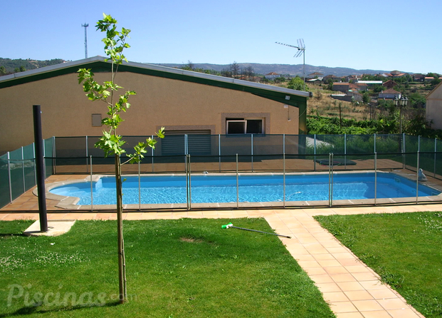 Piscinas con vallado perimetral