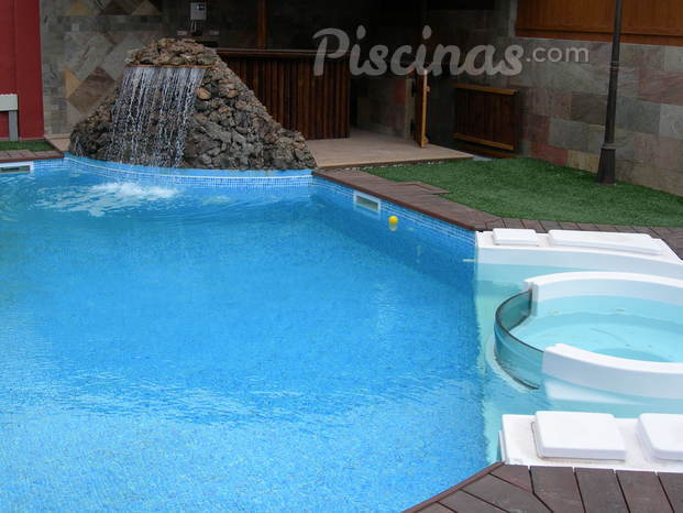 Piscina Las Granadas