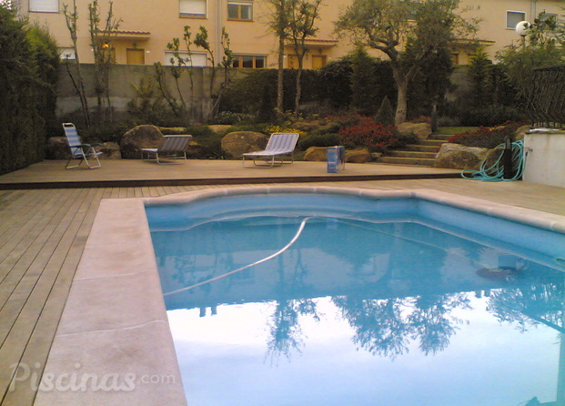 Piscina de poliester