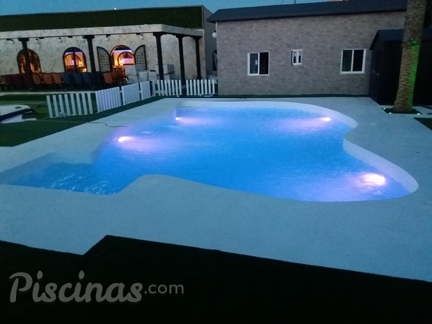 piscina spa minimal 